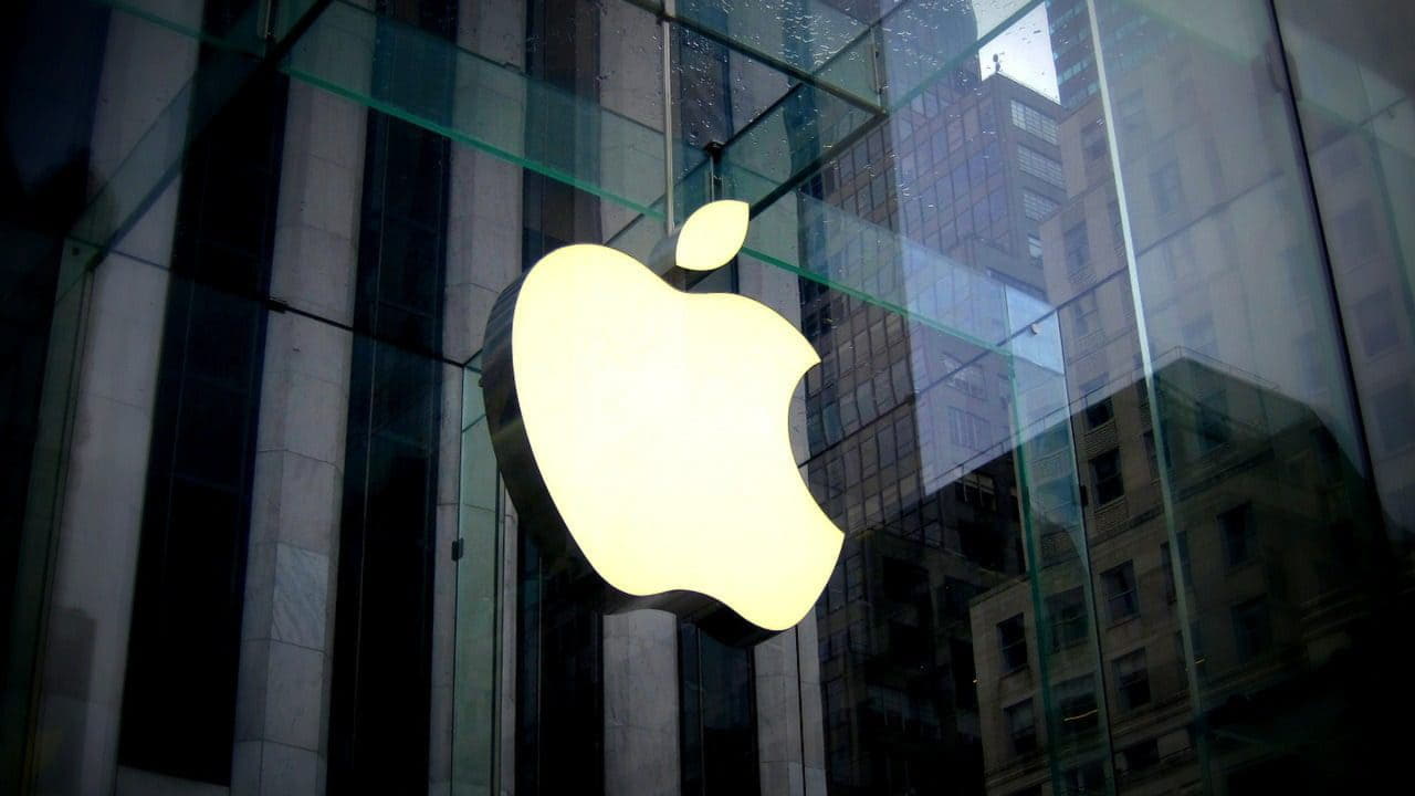 Forbes склав рейтинг найдорожчих брендів 2020 року. Apple на першому місці.