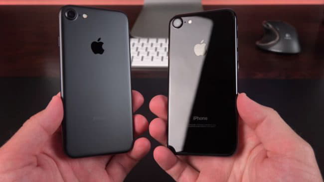 iPhone 7 в кольорах чорний і «чорний онікс» розкупили за попереднім замовленням за кілька годин