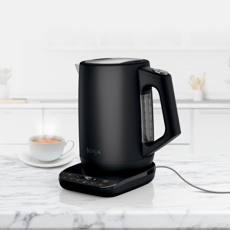 Електрочайник Ninja Black KT200EU (UA)