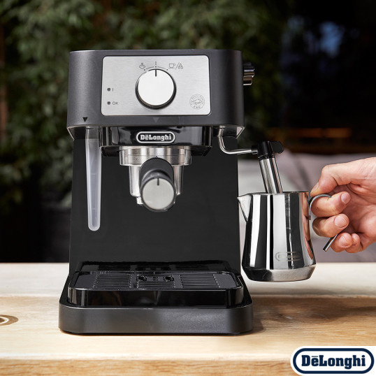 Кавоварка рожкова Delonghi EC260BK (UA)