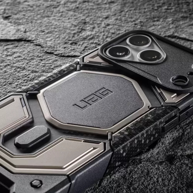 Чехол UAG Monarch Pro MagSafe для iPhone 18 Pro Max (Titanium) (114568113636)