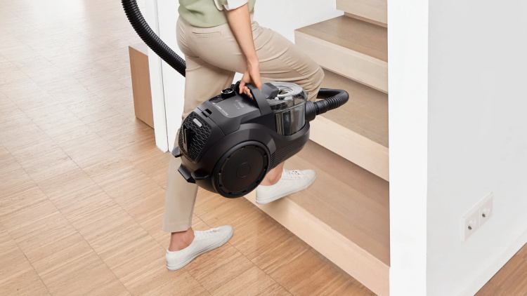 Пилосос безмішковий Bosch Serie 4 BGC21X200 (UA)