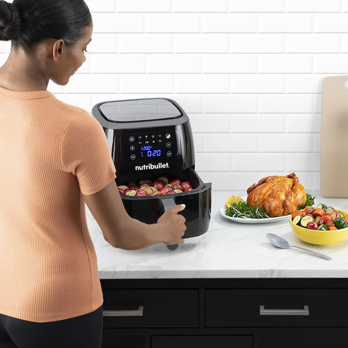 Мультипіч Nutribullet XXL NBA071B (EU)