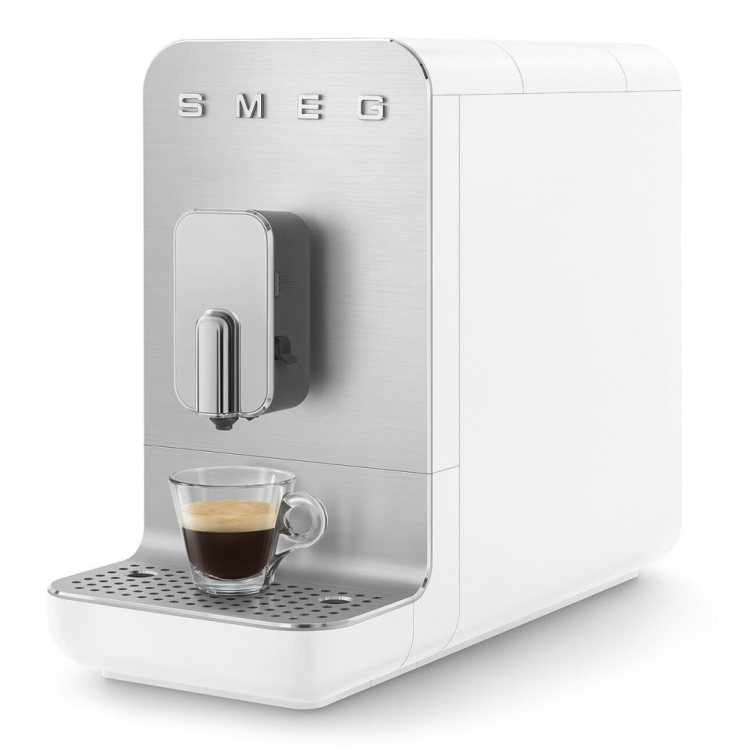 Кофемашина SMEG BCC13WHMEU White Matte