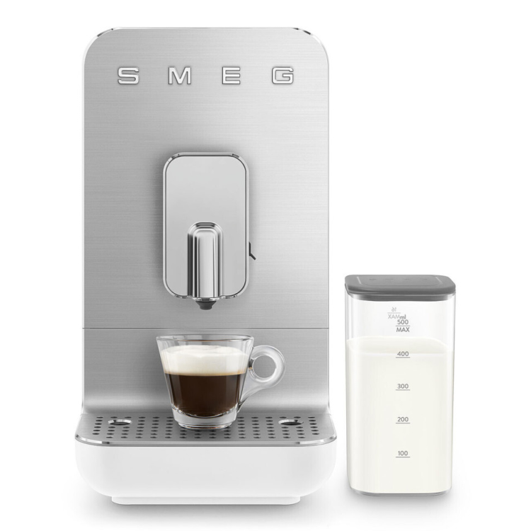 Кавомашина SMEG BCC13WHMEU White Matte