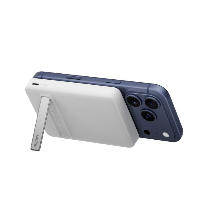 Зарядний пристрій Power Bank Belkin 10000мАh, 20W/Qi2 7.5W, Magnetic Kickstand (White) (BPD016HQWH) Зарядний пристрій Power Bank Belkin 10000мАh, 20W/Qi2 7.5W, Magnetic Kickstand (White) (BPD016HQWH)