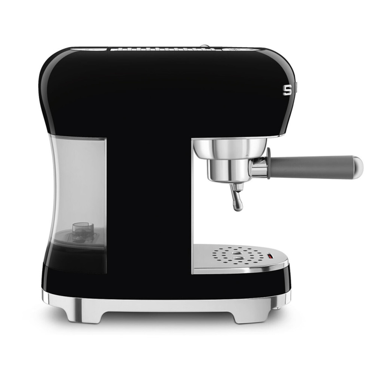 Кофемашина SMEG ECF02BLEU Black
