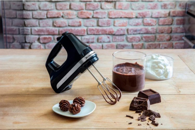 Міксер KitchenAid CLASSIC 5KHM5110EOB Black (UA)