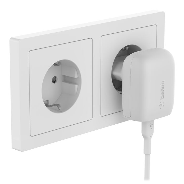 Блок живлення Belkin Home Charger 20W USB-C PD White (WCA003VFWH/WCA006VFWH)