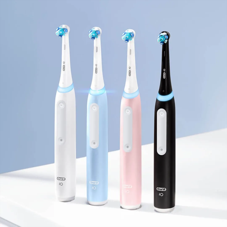 Зубная электрощетка BRAUN Oral-B iO Series 3 (iOG3.1A6.0) (Ice Blue) Зубная электрощетка BRAUN Oral-B iO Series 3 (iOG3.1A6.0) (Ice Blue)