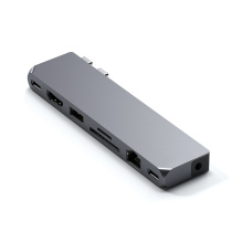 Адаптер Satechi Aluminum USB-C Pro Hub Max Adapter (ST-UCPHMXM)