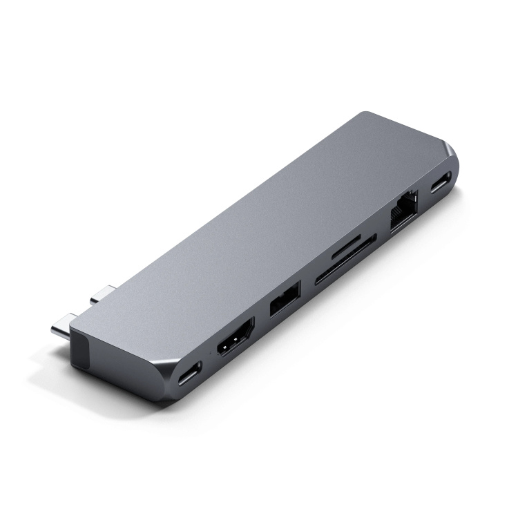 Адаптер Satechi Aluminum USB-C Pro Hub Max Adapter (ST-UCPHMXM)