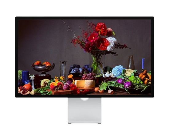 Apple Studio Display with Tilt & Height Adjustable Stand (Standard Glass) (2026) (MFEW4)